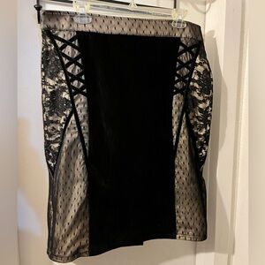 Tripp NYC- size XL- black pencil skirt with stretch lace velvet panels. VGC.